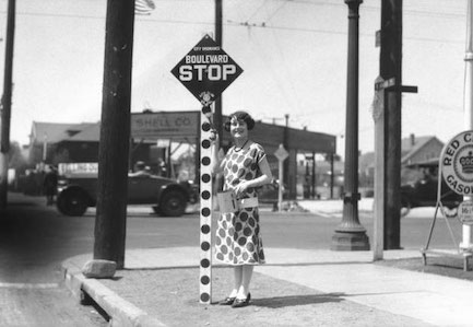 Donna Mae Brown Archives - Pulp International